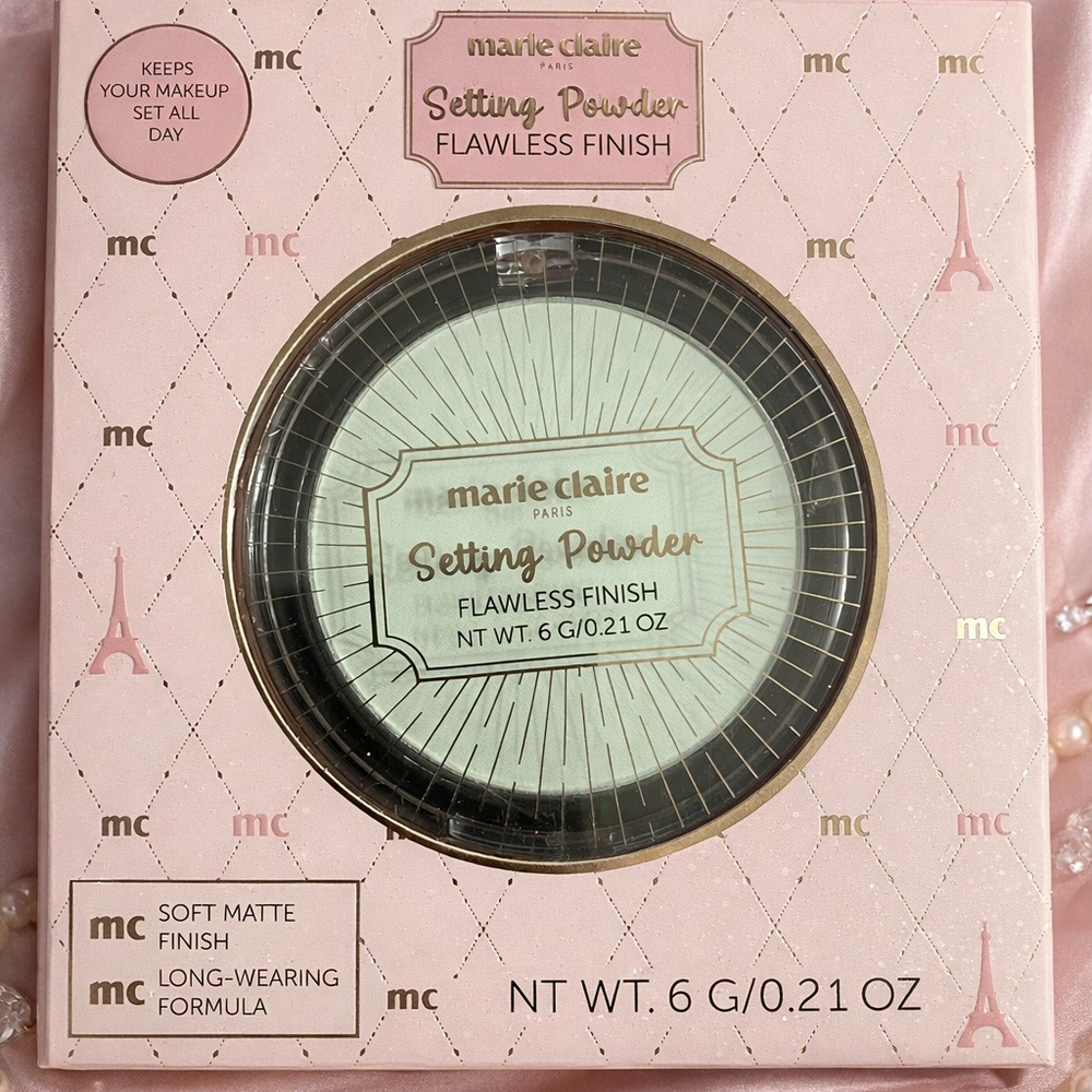 Marie Claire Setting Powder - Picture 1 of 3